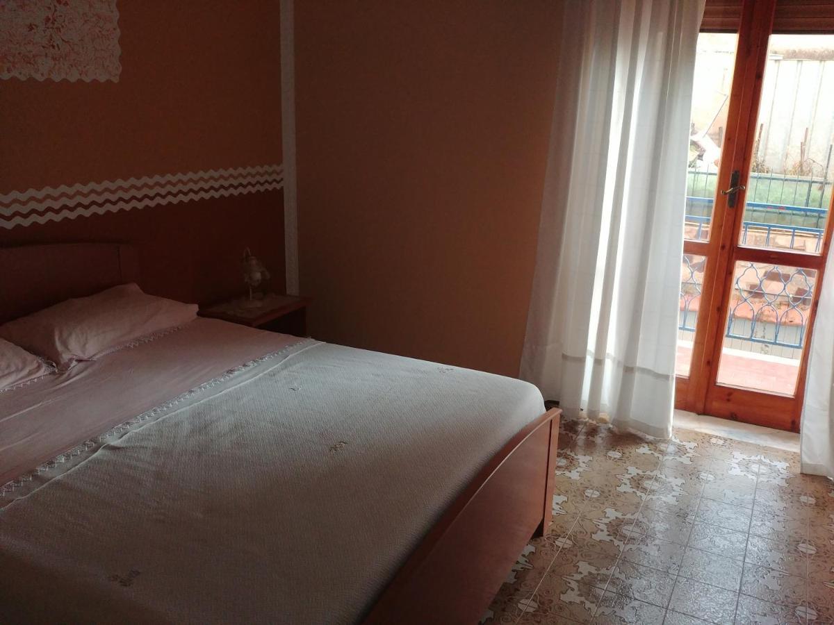 Il Sole Nel Cilento Bed & Breakfast Санта Мария ди Кастелабате Екстериор снимка